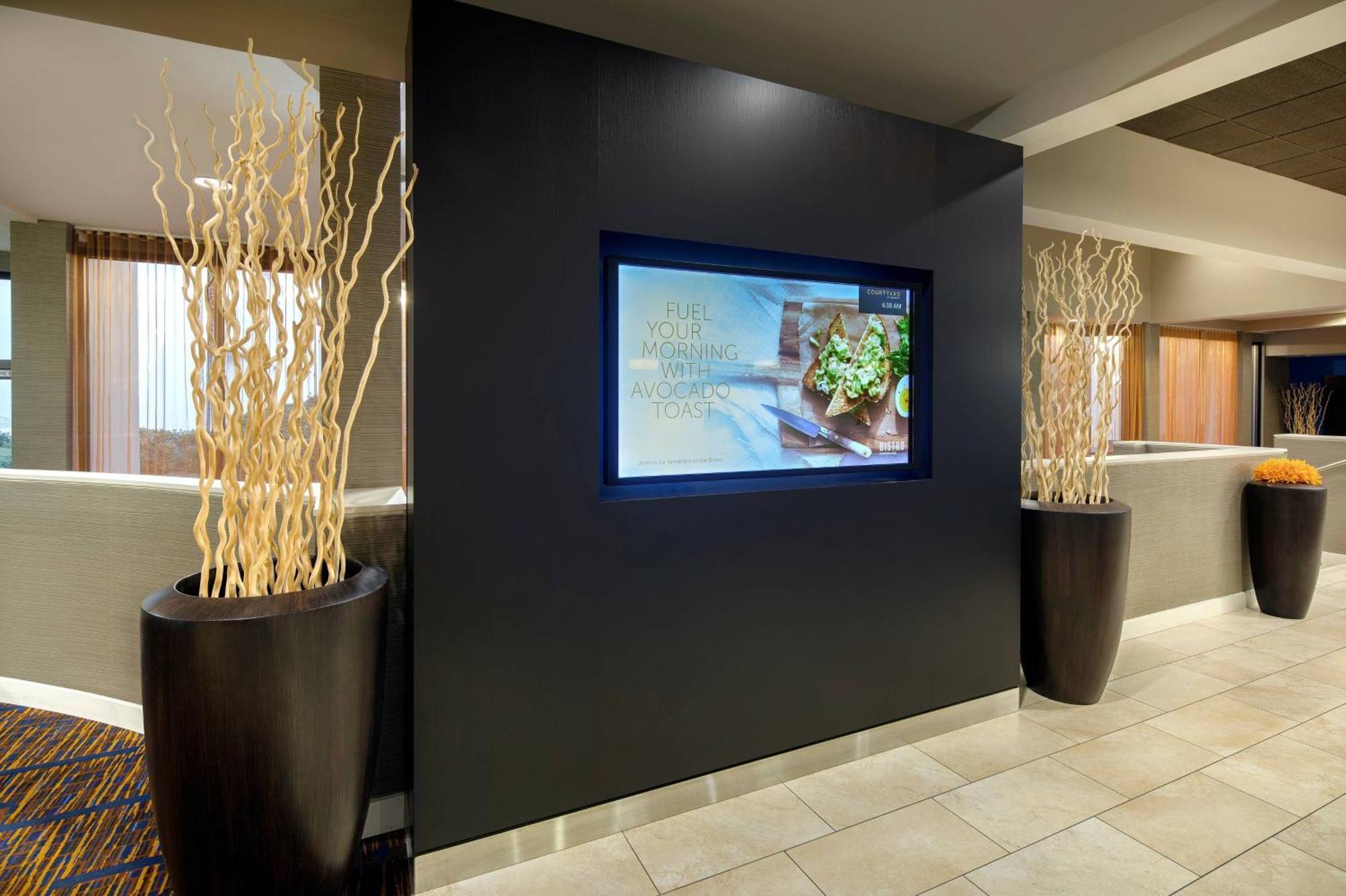 Courtyard Dallas Addison Midway Екстериор снимка